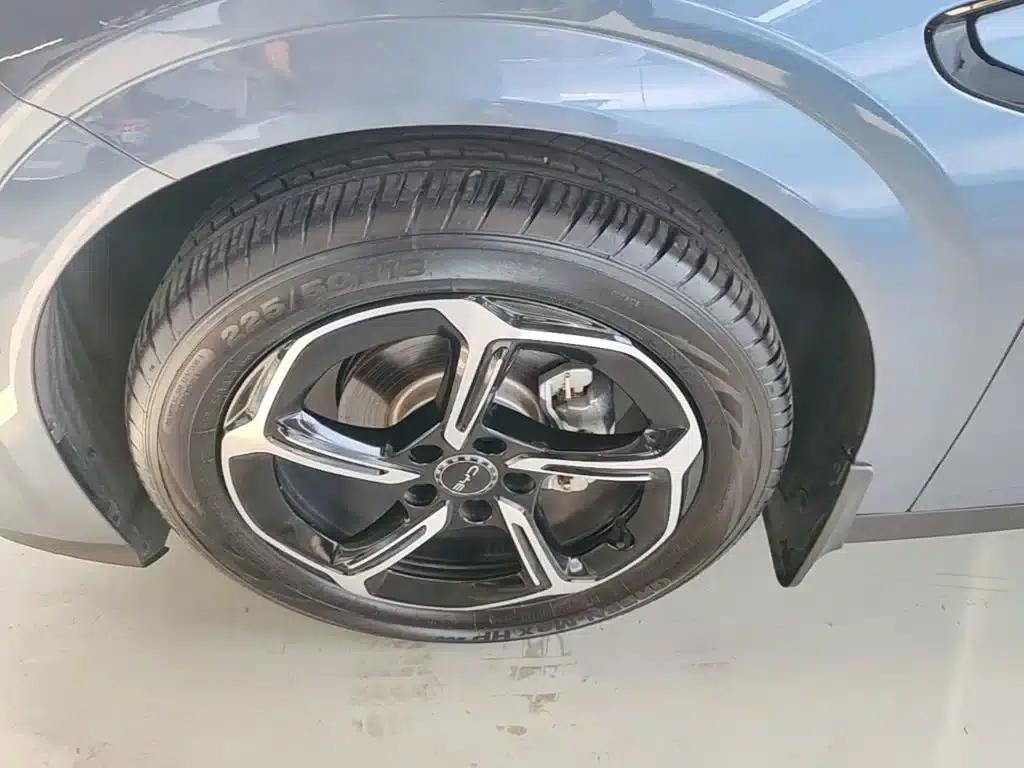 Seal 06GT 2025 Model 505 Wave Plus Edition — миниатюра 23