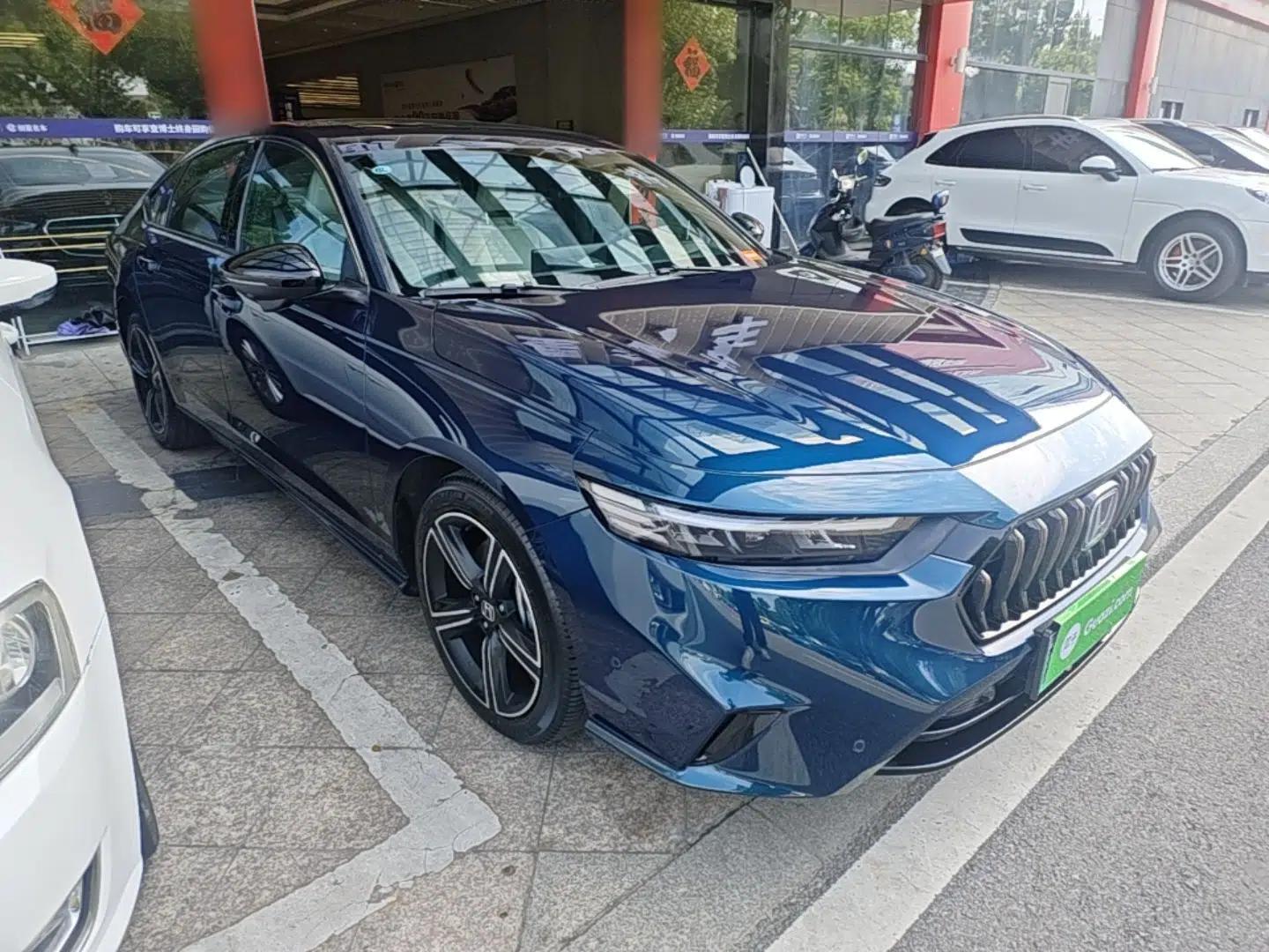 Honda Inspire New Energy 2023 ePHEV Smart Edition — миниатюра 12
