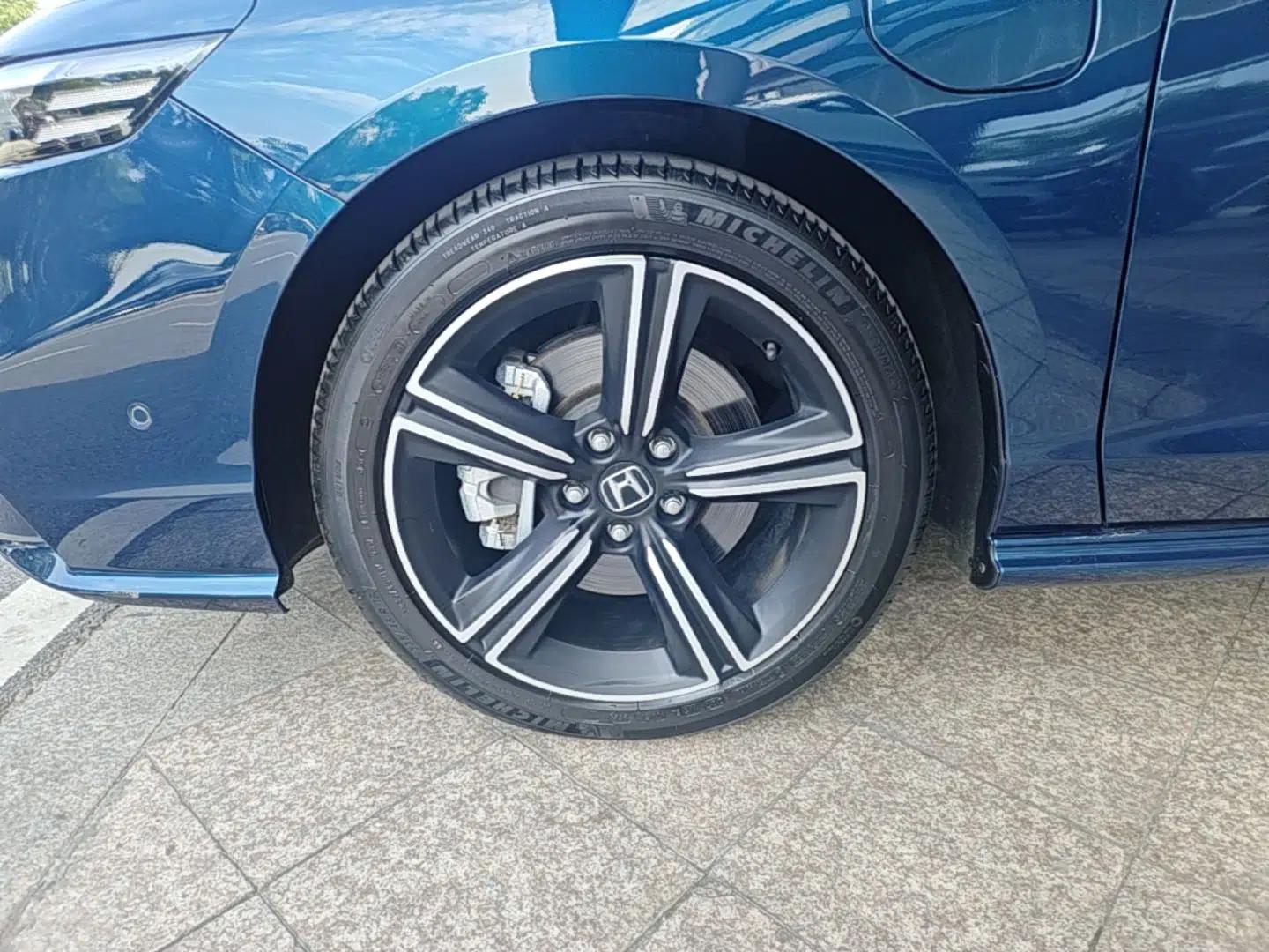 Honda Inspire New Energy 2023 ePHEV Smart Edition — миниатюра 15