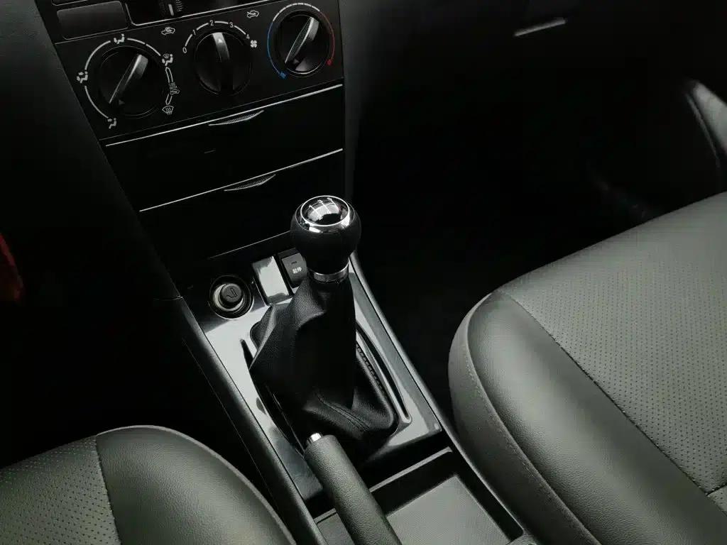 BYD F3 2012 Energy-Saving Edition 1.5L Manual Comfort Model — миниатюра 13