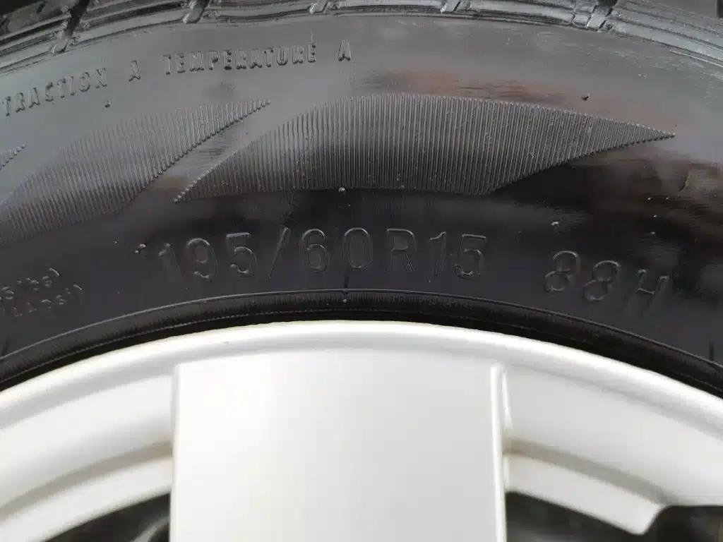 BYD F3 2012 Energy-Saving Edition 1.5L Manual Comfort Model — миниатюра 24