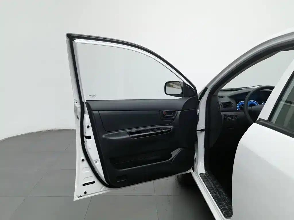 BYD F3 2012 Energy-Saving Edition 1.5L Manual Comfort Model — миниатюра 8