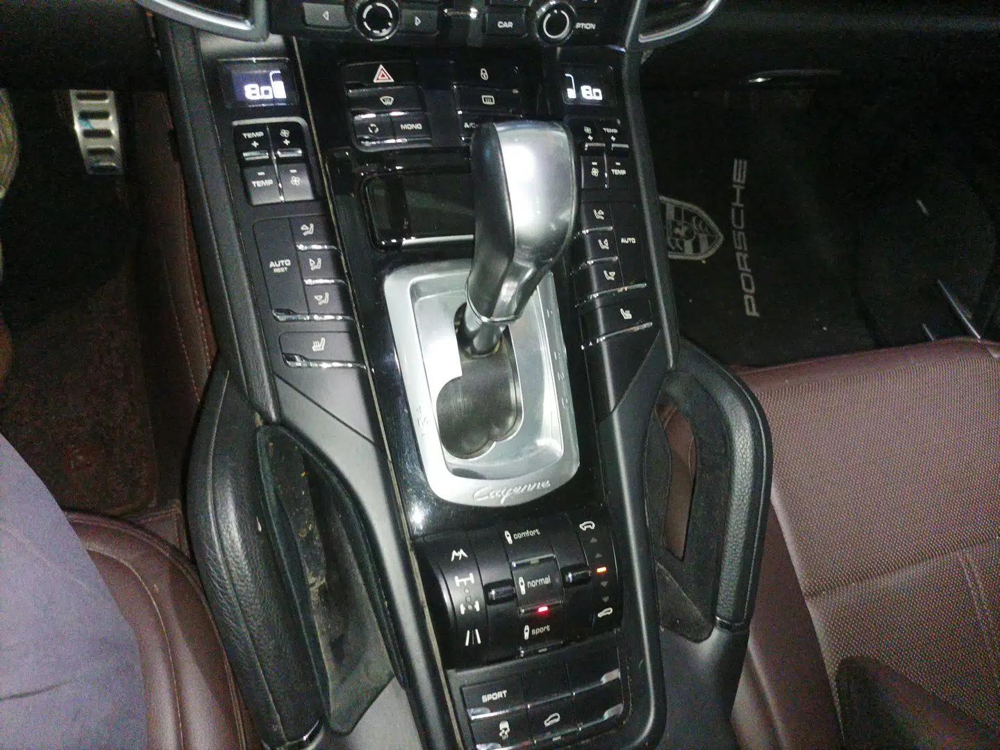 Porsche Cayenne 2011 Cayenne 3.0T — миниатюра 14