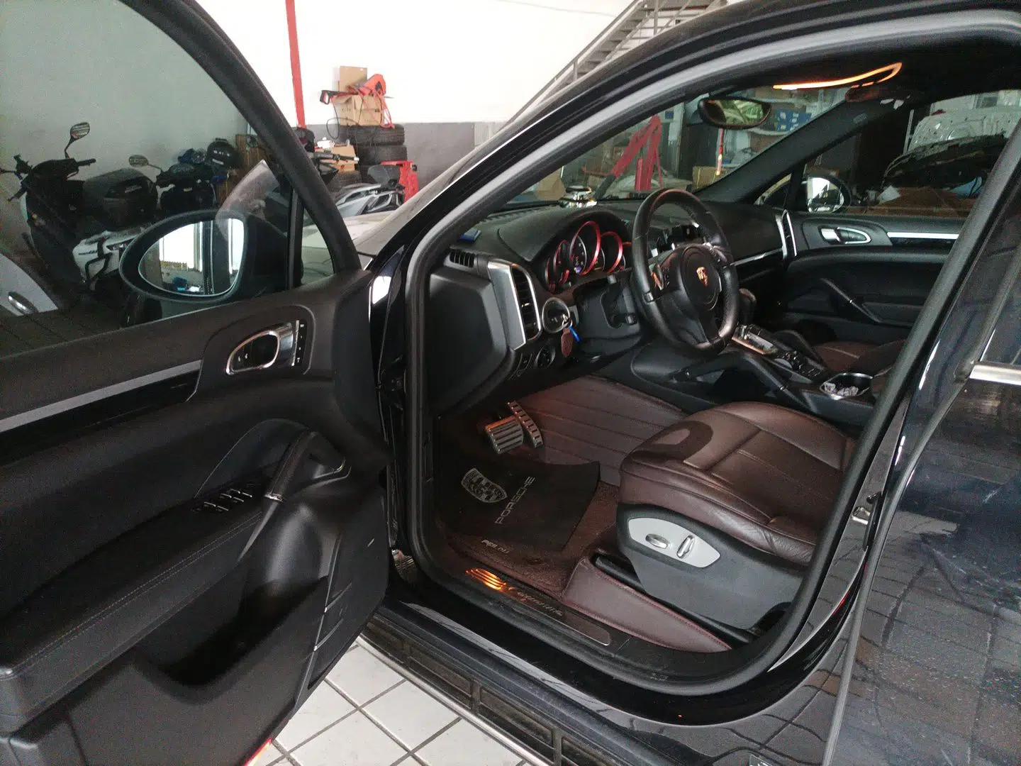 Porsche Cayenne 2011 Cayenne 3.0T — миниатюра 16