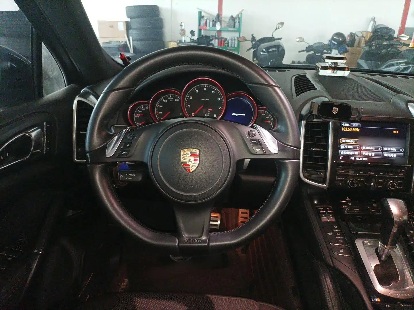 Porsche Cayenne 2011 Cayenne 3.0T — миниатюра 10