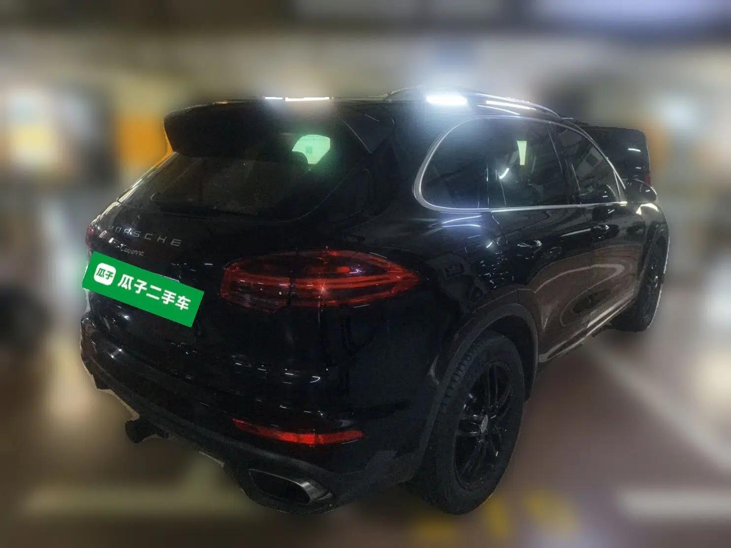 Porsche Cayenne 2016 Cayenne Platinum Edition 3.0T — миниатюра 6