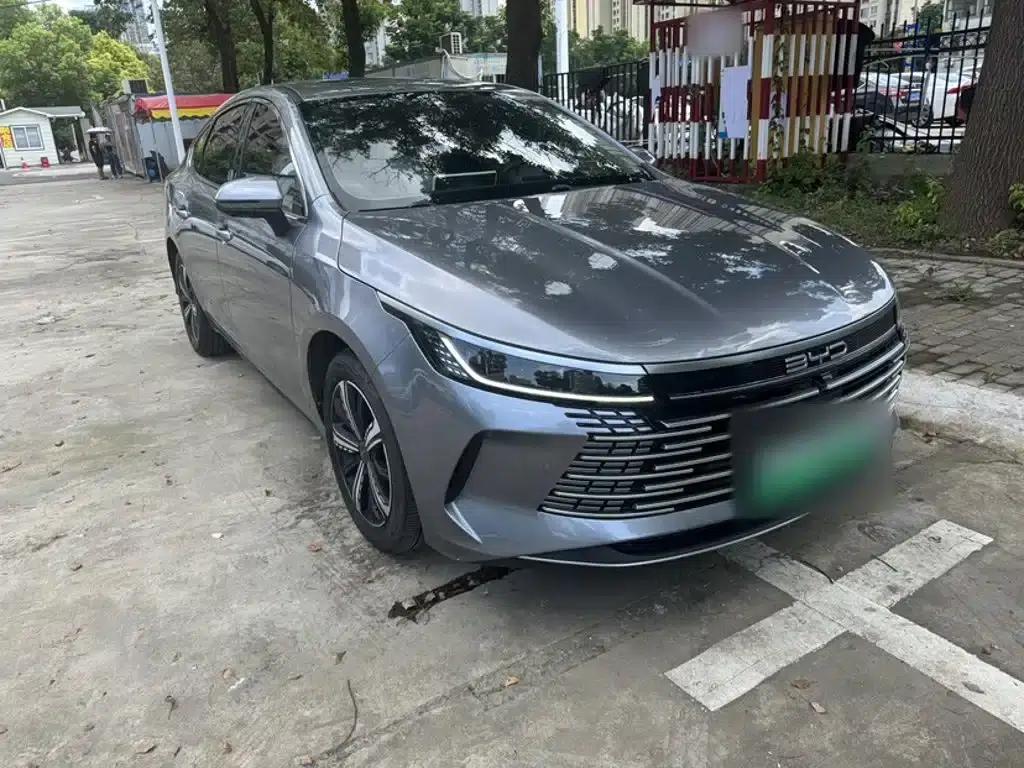 Destroyer 05 2024 Glory Edition DM-i 120KM Deluxe — миниатюра 25