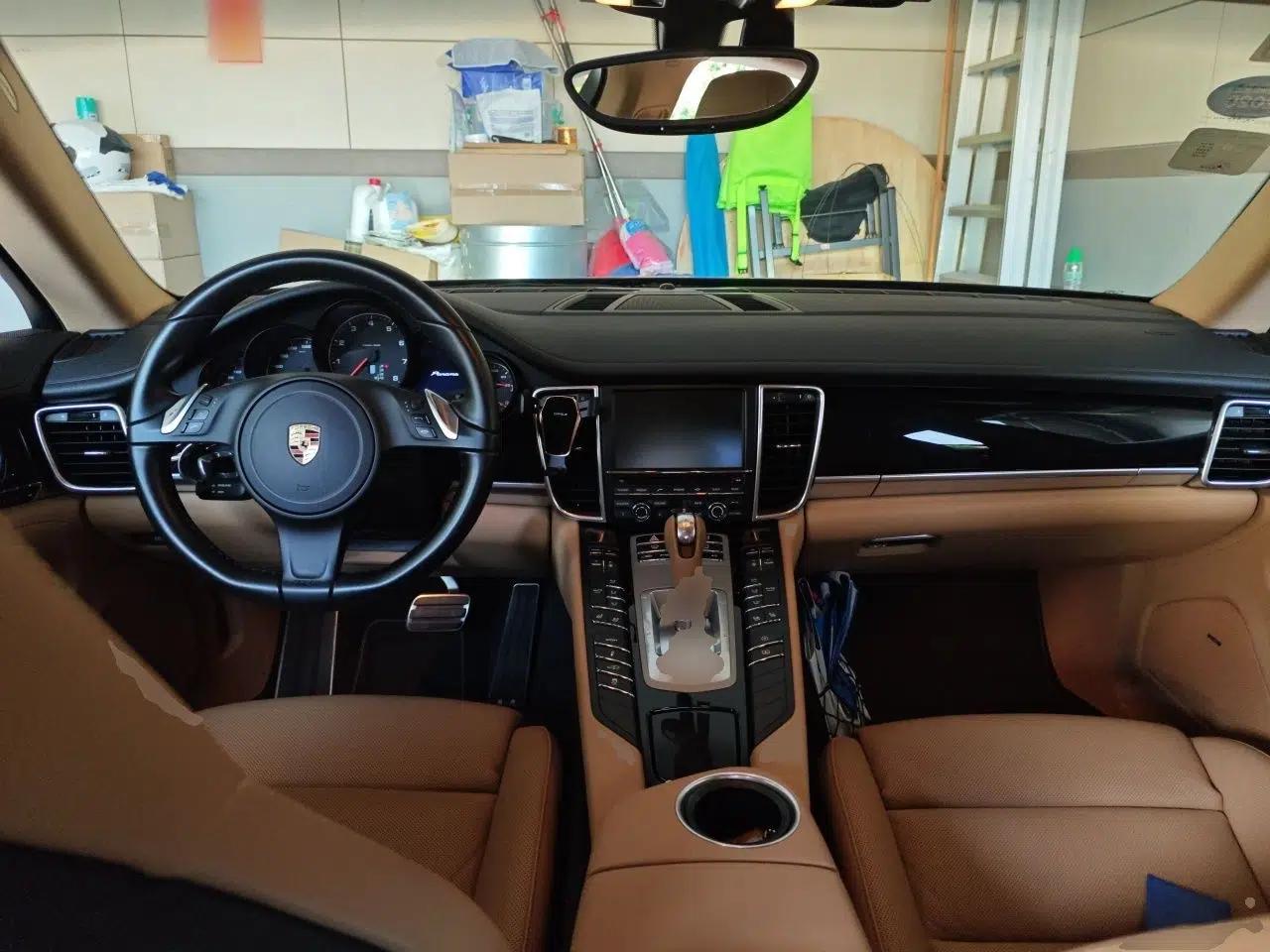 Porsche Panamera 2016 Panamera Edition 3.0T — миниатюра 9