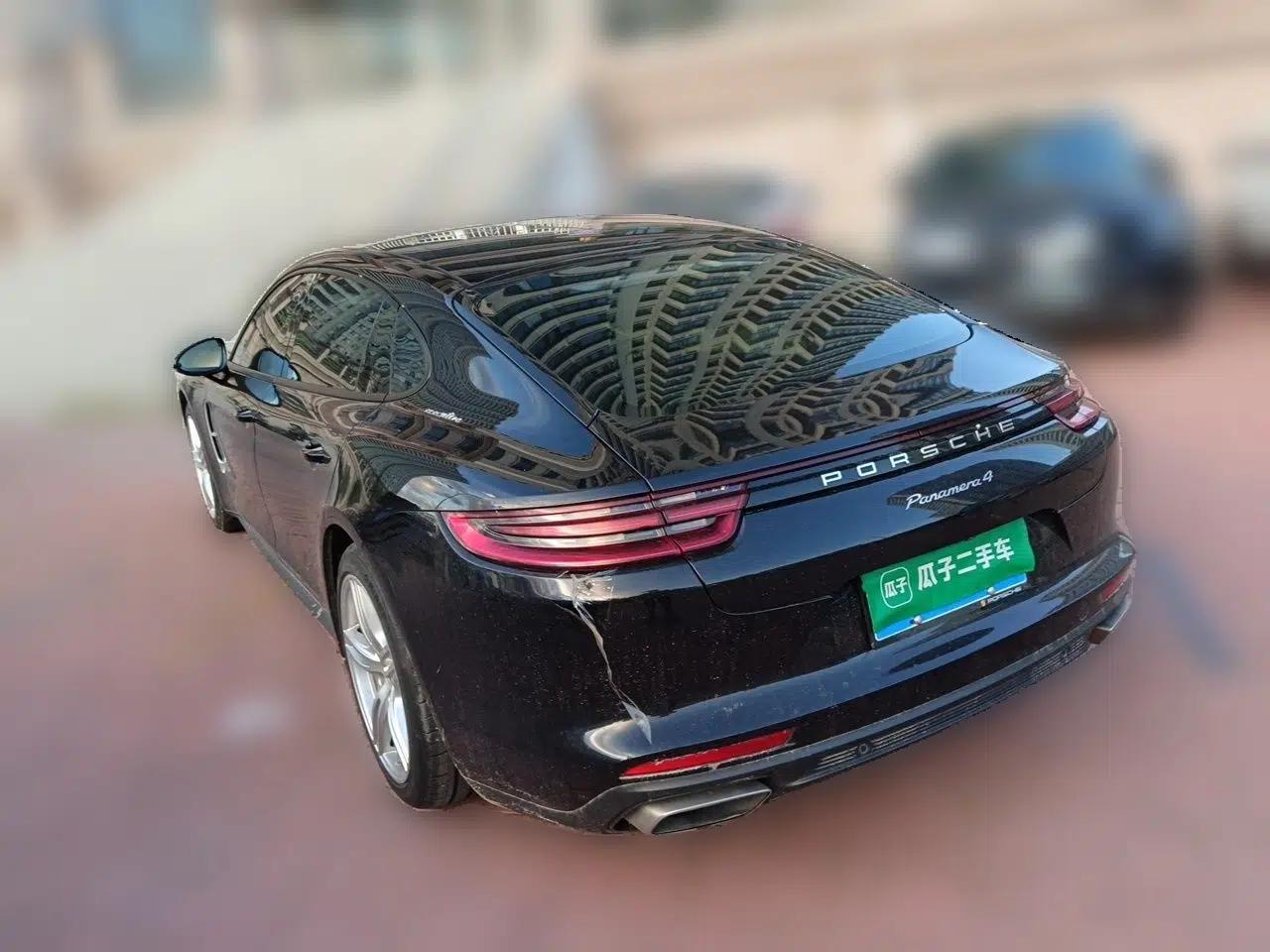 Porsche Panamera 2017 Panamera 4 Executive Long Wheelbase 3.0T — миниатюра 4