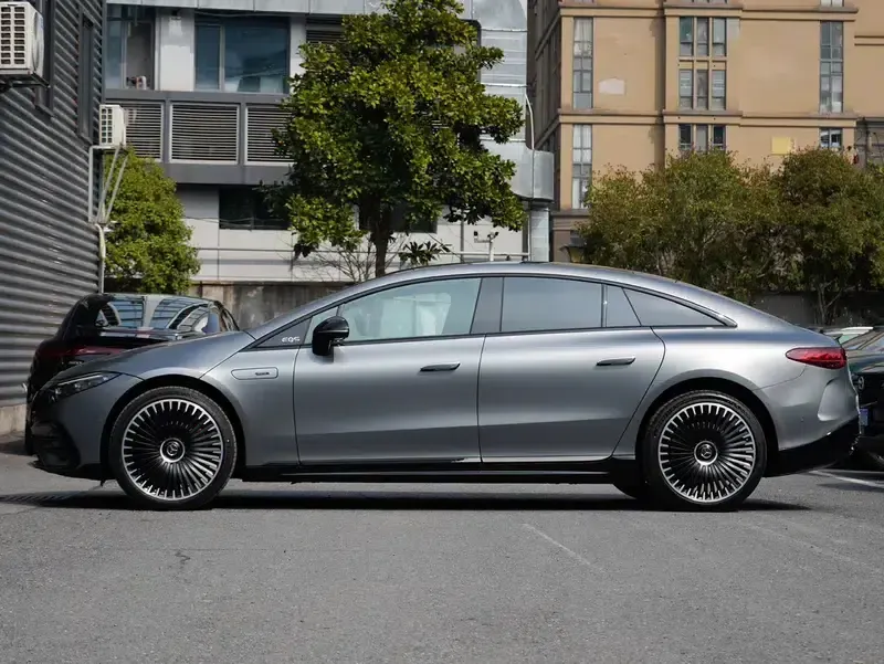 2022 Mercedes-Benz EQS AMG 53 4MATIC+ — миниатюра 3
