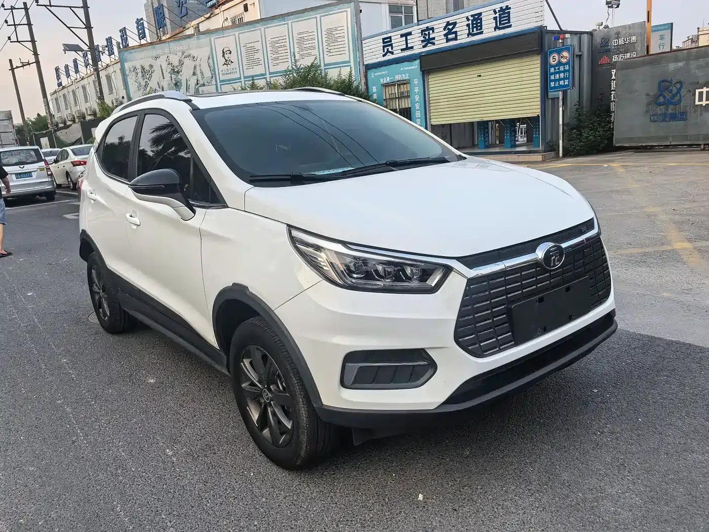 Yuan New Energy 2019 EV360 Intelligent Enjoyment Edition — миниатюра 3