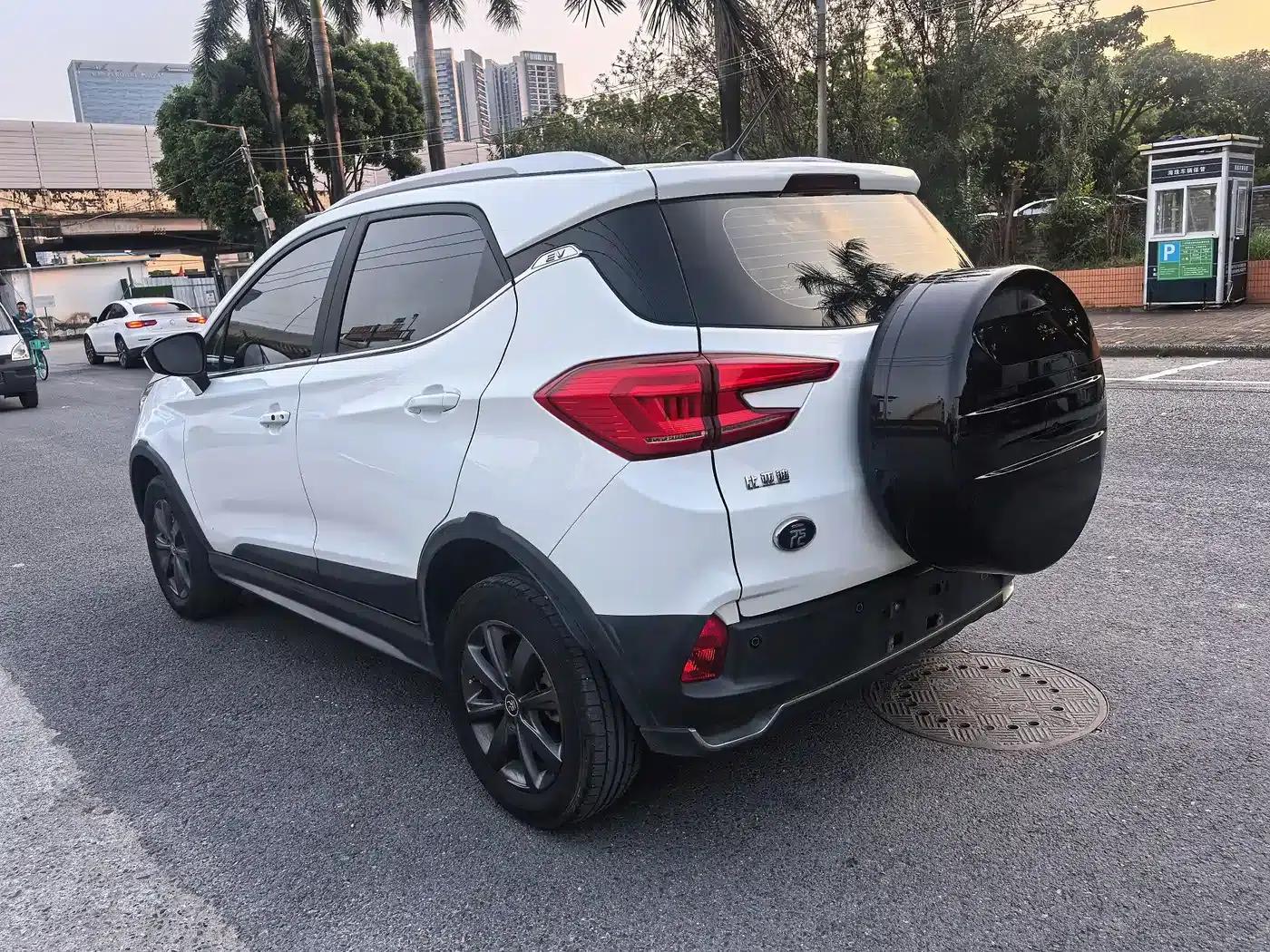 Yuan New Energy 2019 EV360 Intelligent Enjoyment Edition — миниатюра 5