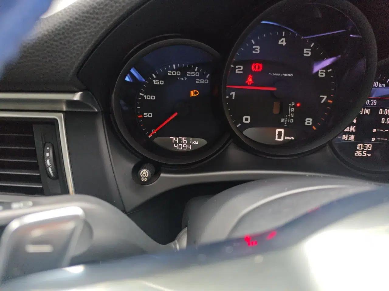 Porsche Macan 2016 Macan 2.0T — миниатюра 12
