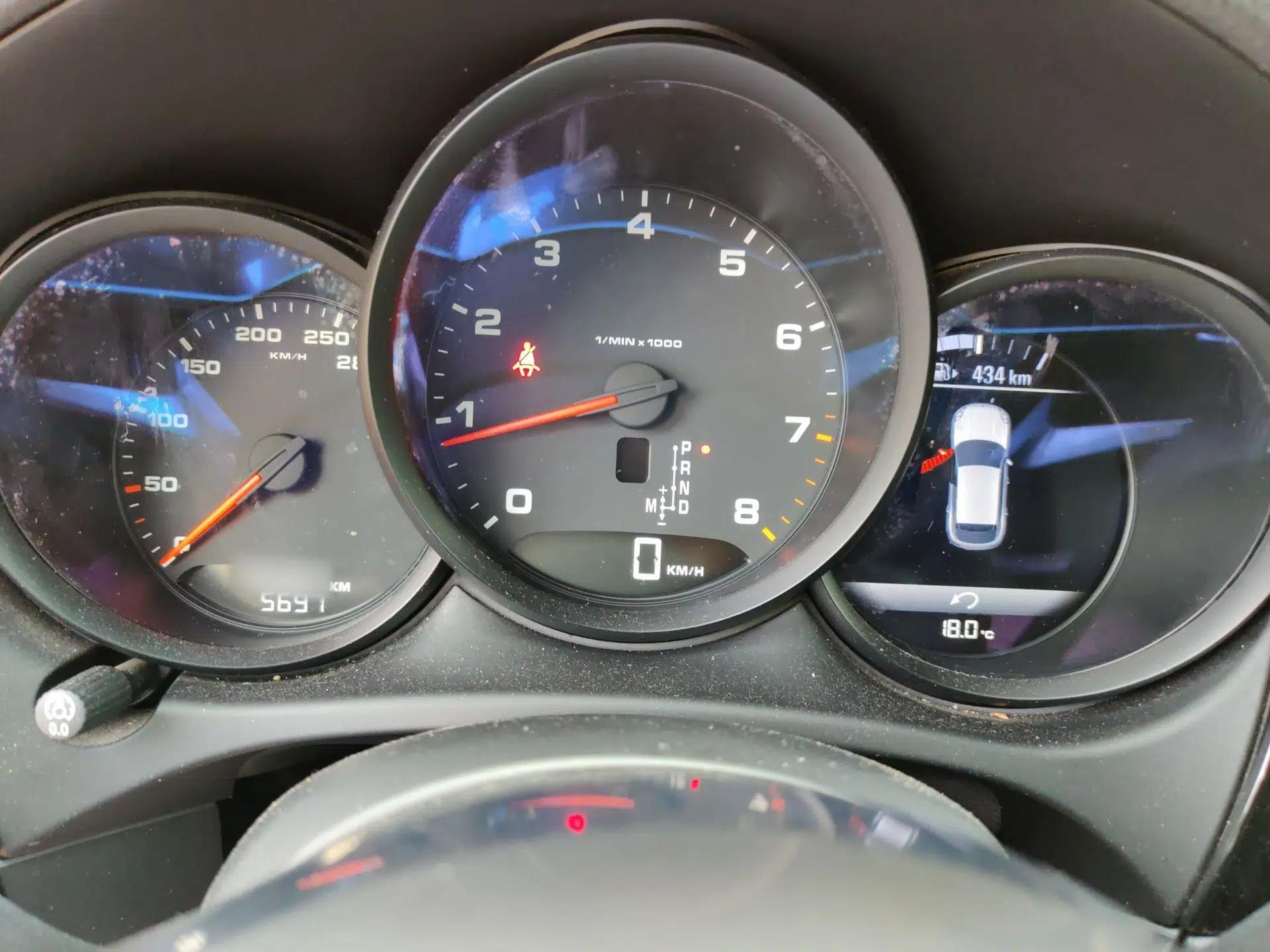 Porsche Macan 2014 Macan 2.0T — миниатюра 13