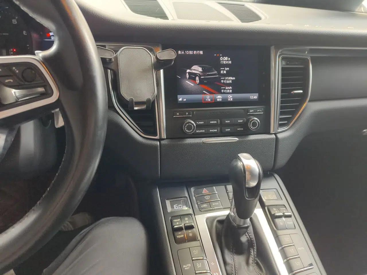 Porsche Macan 2017 Macan 2.0T — миниатюра 13