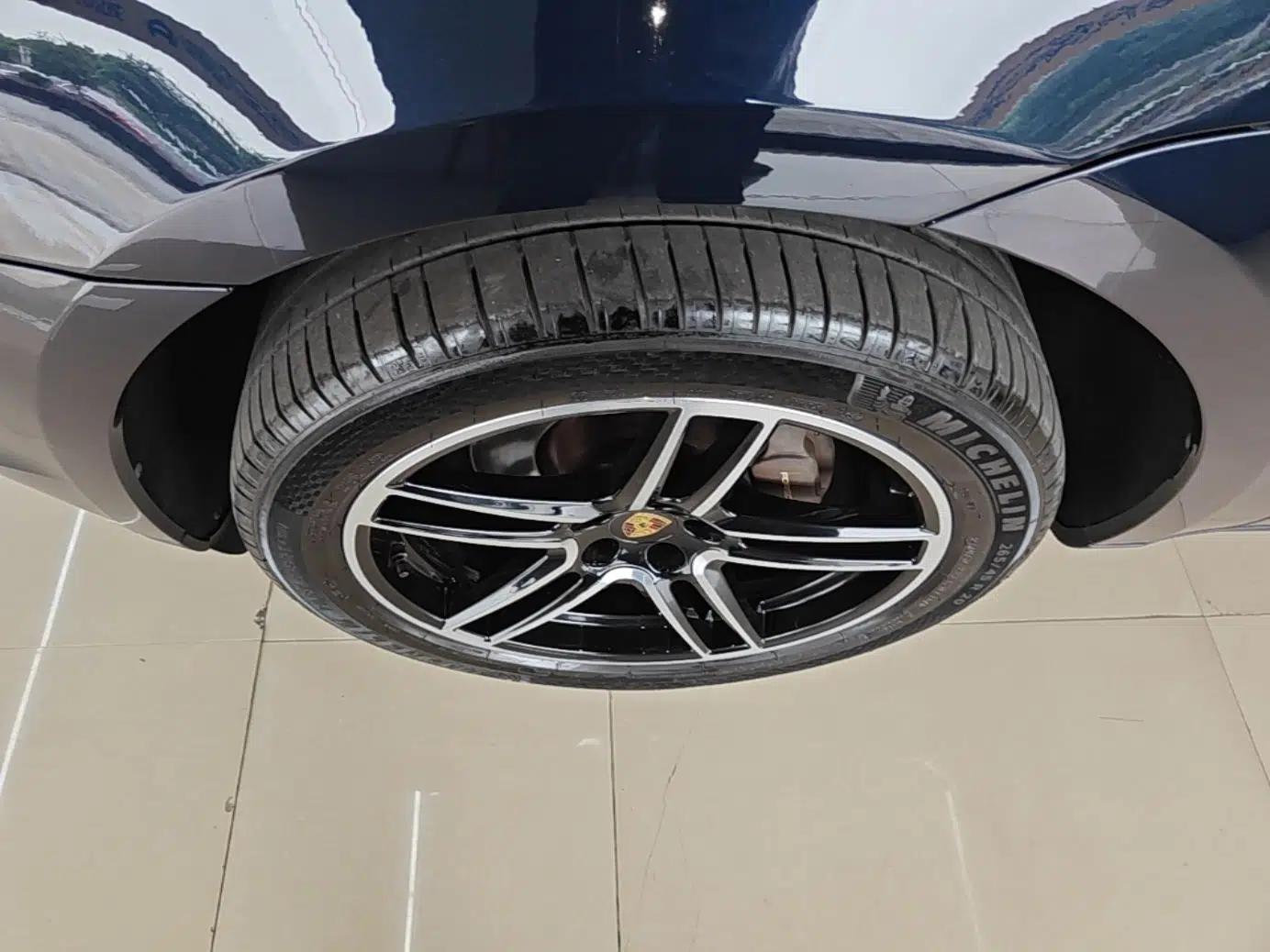 Porsche Macan 2018 Macan 2.0T — миниатюра 10