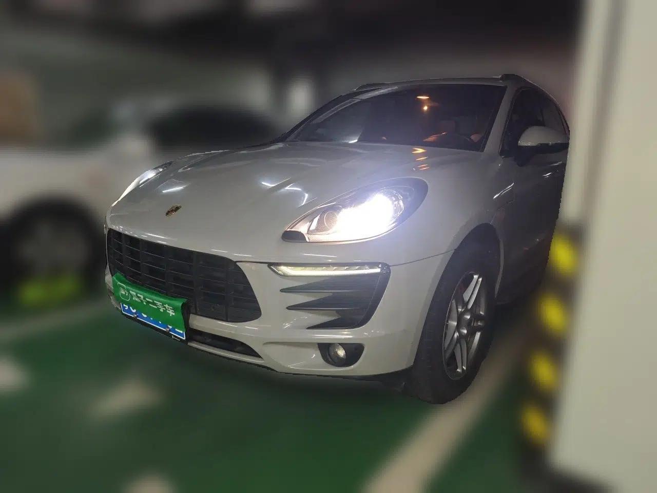 Porsche Macan 2017 Macan S 3.0T — миниатюра 1