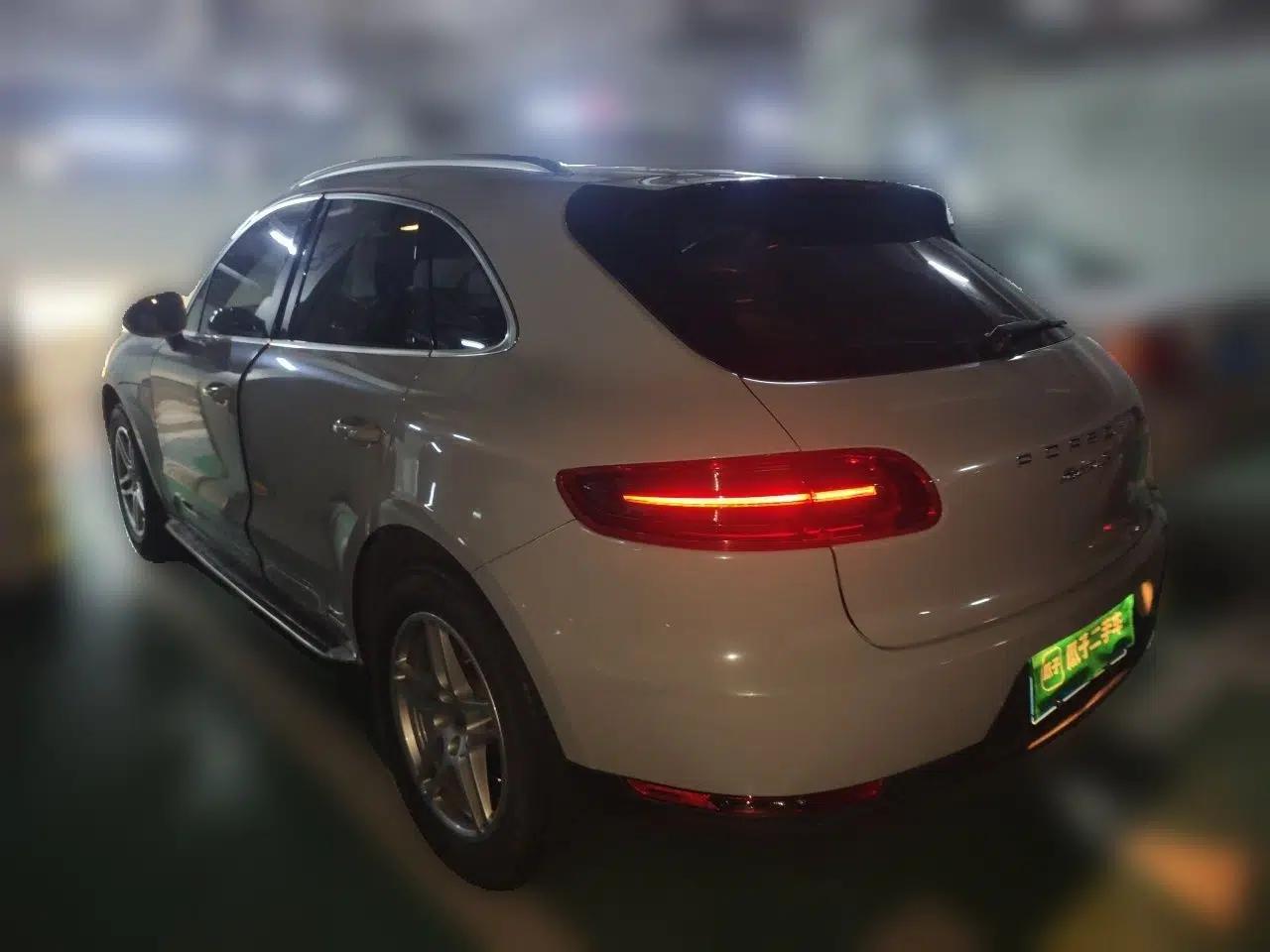 Porsche Macan 2017 Macan S 3.0T — миниатюра 4