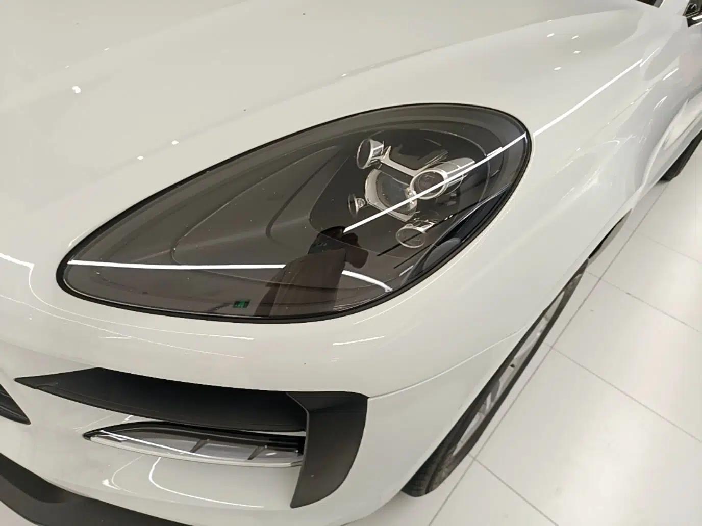 Porsche Macan 2021 Macan 2.0T — миниатюра 8