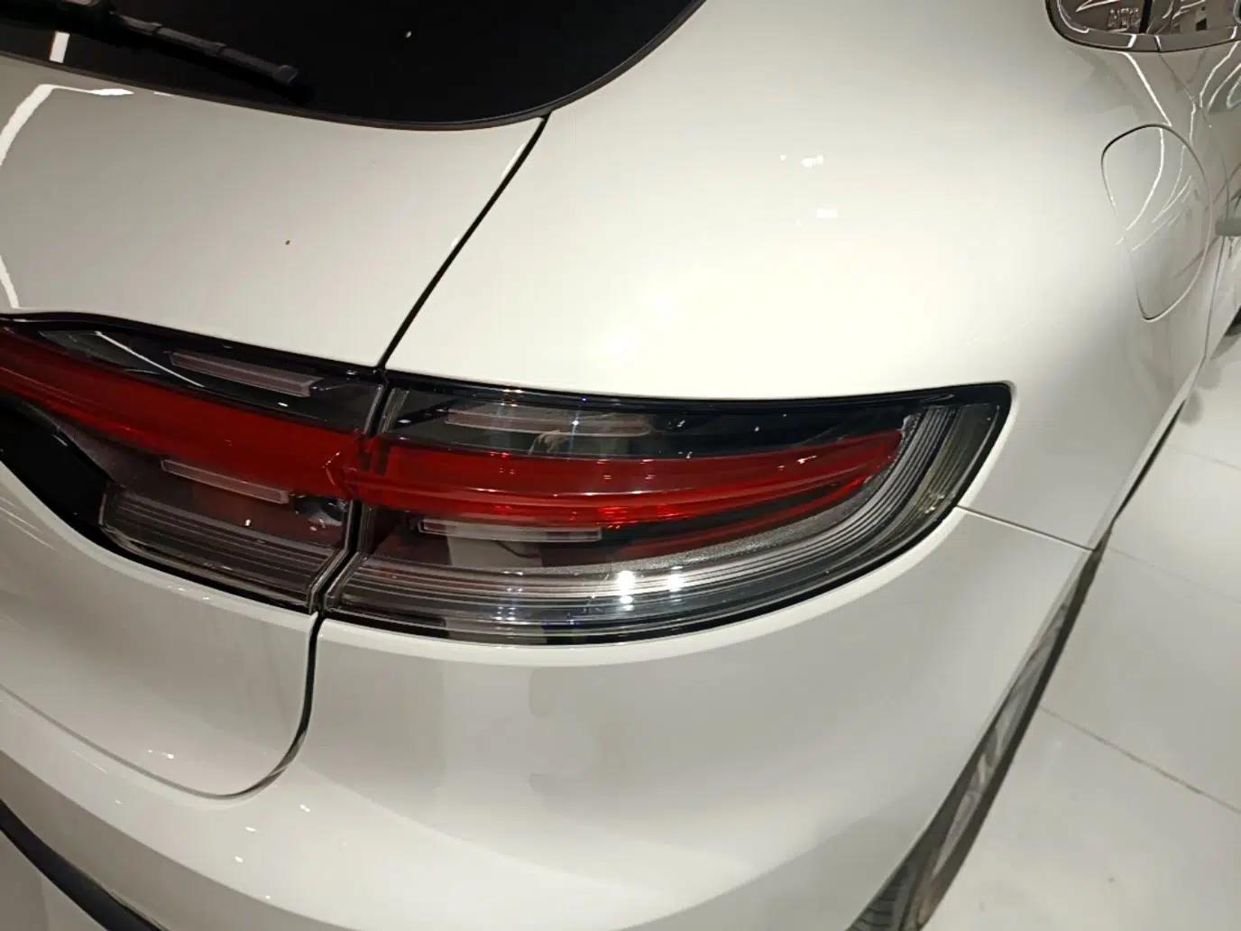 Porsche Macan 2021 Macan 2.0T — миниатюра 9
