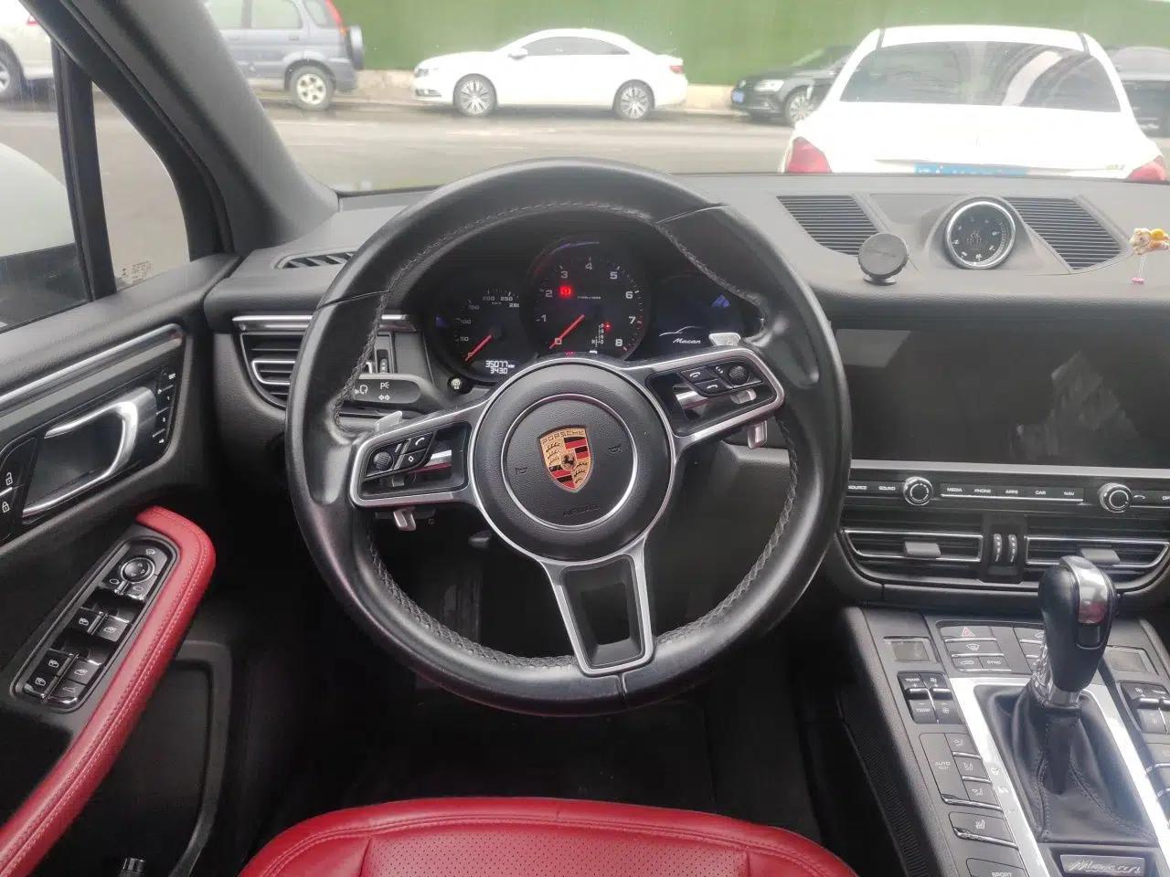 Porsche Macan 2018 Macan 2.0T — миниатюра 10