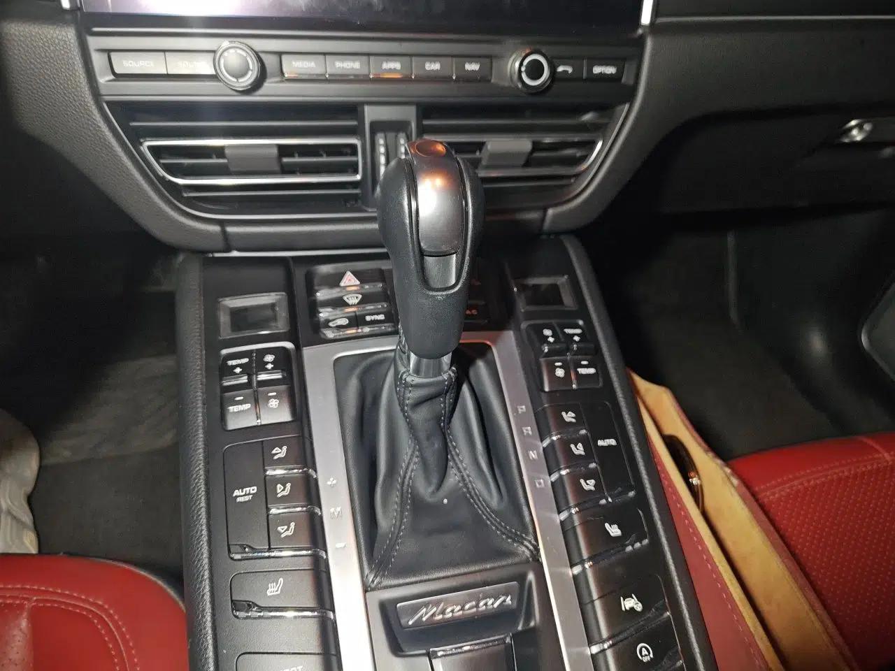 Porsche Macan 2020 Macan 2.0T — миниатюра 14