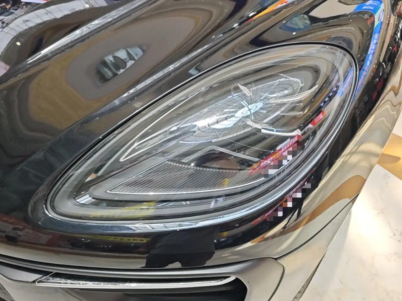 Porsche Macan 2022 Macan 2.0T — миниатюра 8