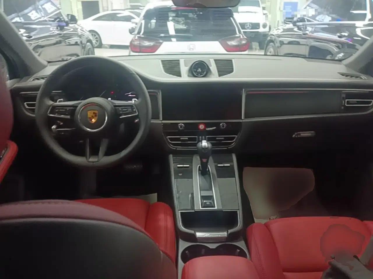 Porsche Macan 2023 Macan T 2.0T — миниатюра 12