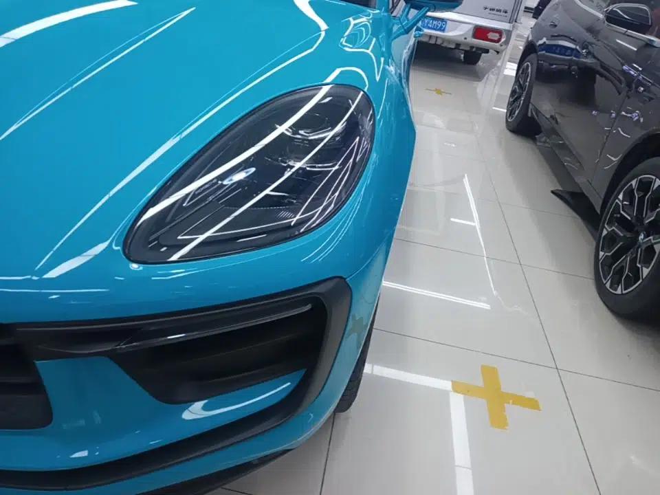 Porsche Macan 2023 Macan T 2.0T — миниатюра 8