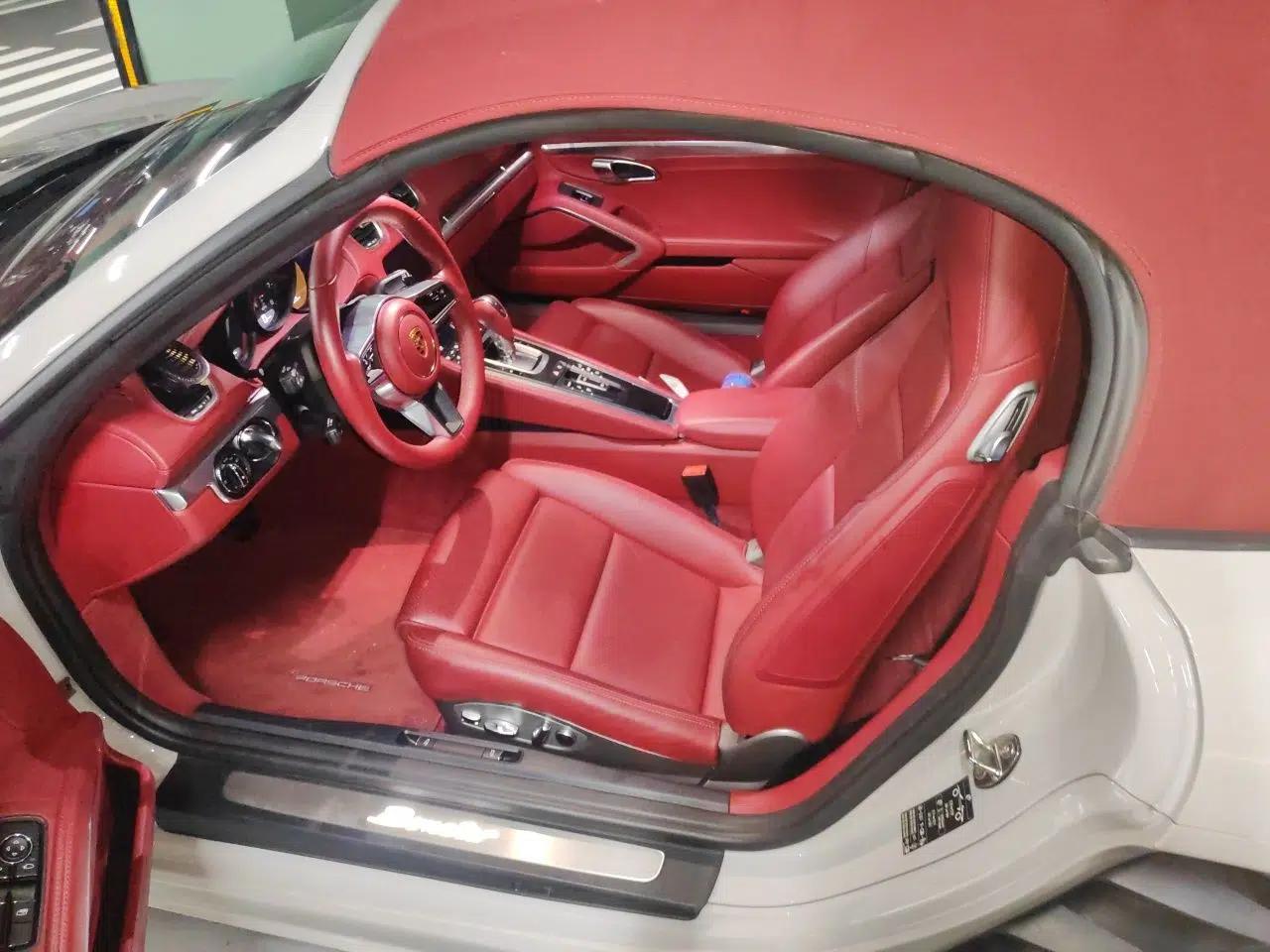 Porsche 718 2023 Boxster Style Edition 2.0T — миниатюра 16