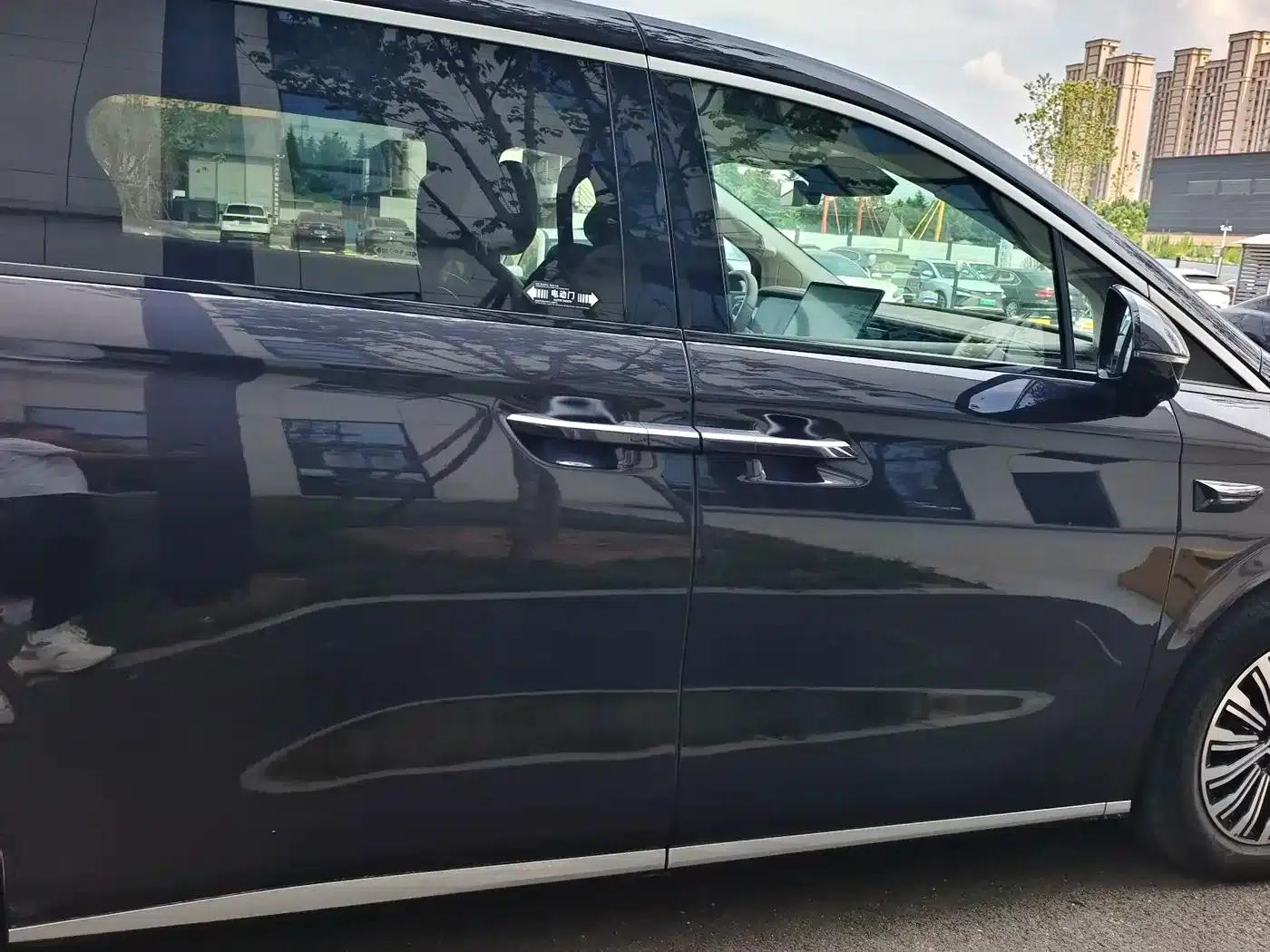 Summer 2025 DM-i 1.5T 180km Excellent Edition — миниатюра 21