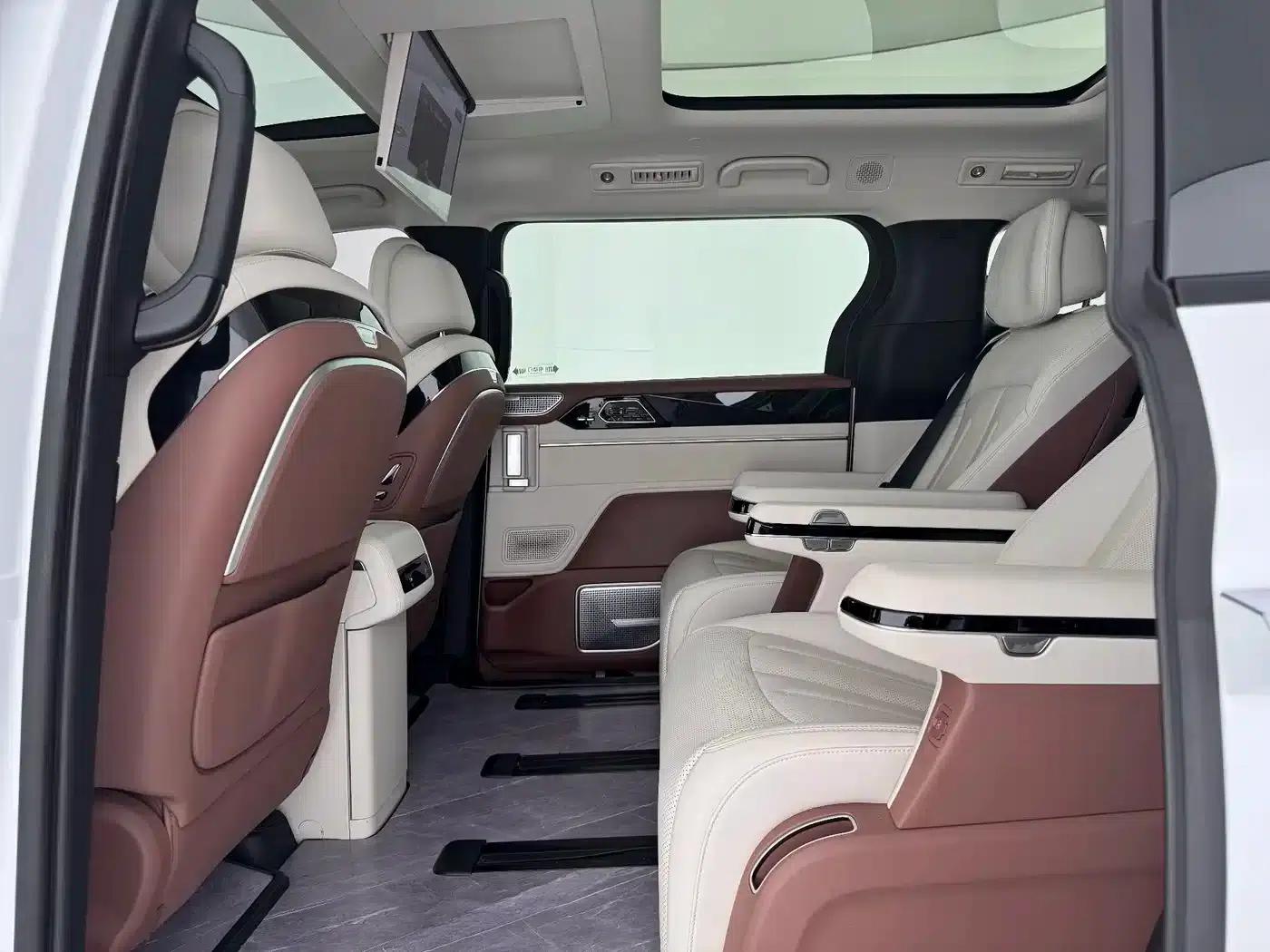 Summer 2025 DM-i 1.5T 180km Excellent Edition — миниатюра 15