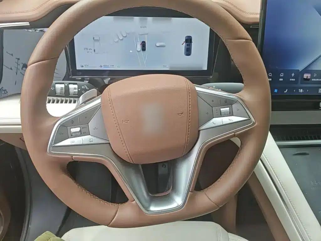 Summer 2025 DM-i 1.5T 180km/h Superior Edition — миниатюра 11