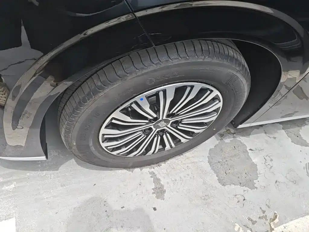 Summer 2025 DM-i 1.5T 180km/h Superior Edition — миниатюра 23