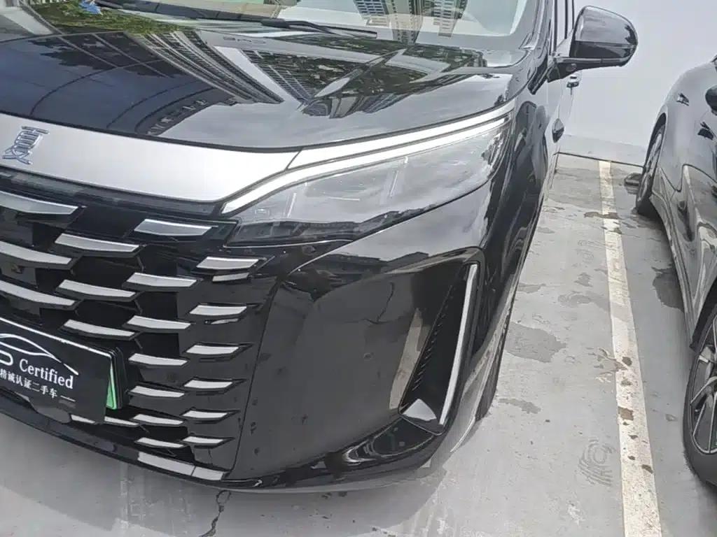 Summer 2025 DM-i 1.5T 180km/h Superior Edition — миниатюра 24