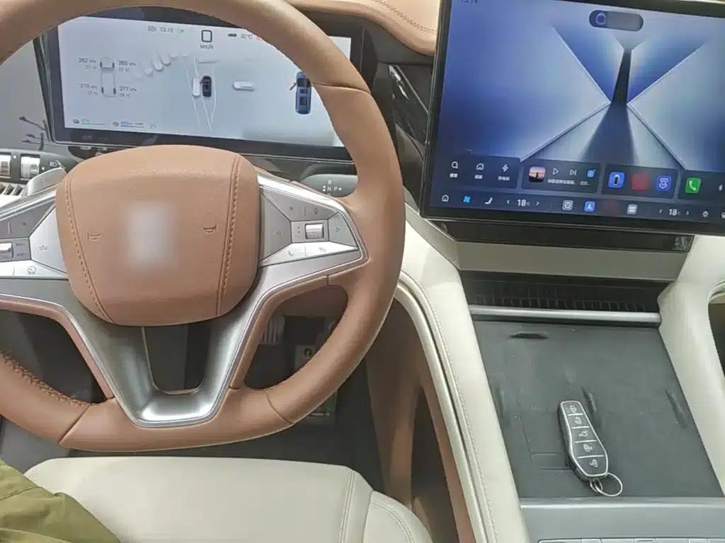 Summer 2025 DM-i 1.5T 180km/h Superior Edition — миниатюра 10