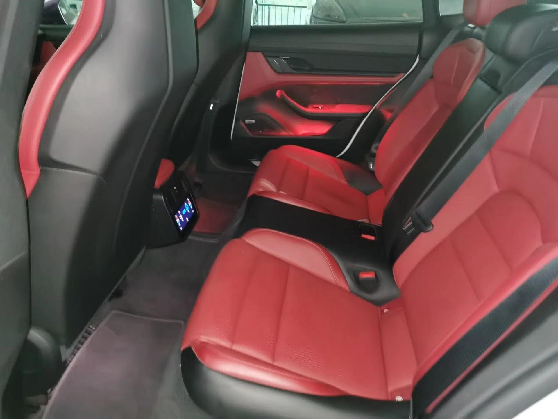 Porsche Taycan 2019 Taycan 4S — миниатюра 17