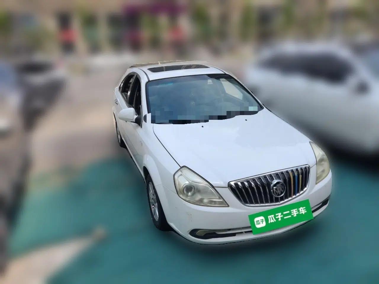 Buick Excelle 2015 1.5L Manual Classic Trim — миниатюра 3