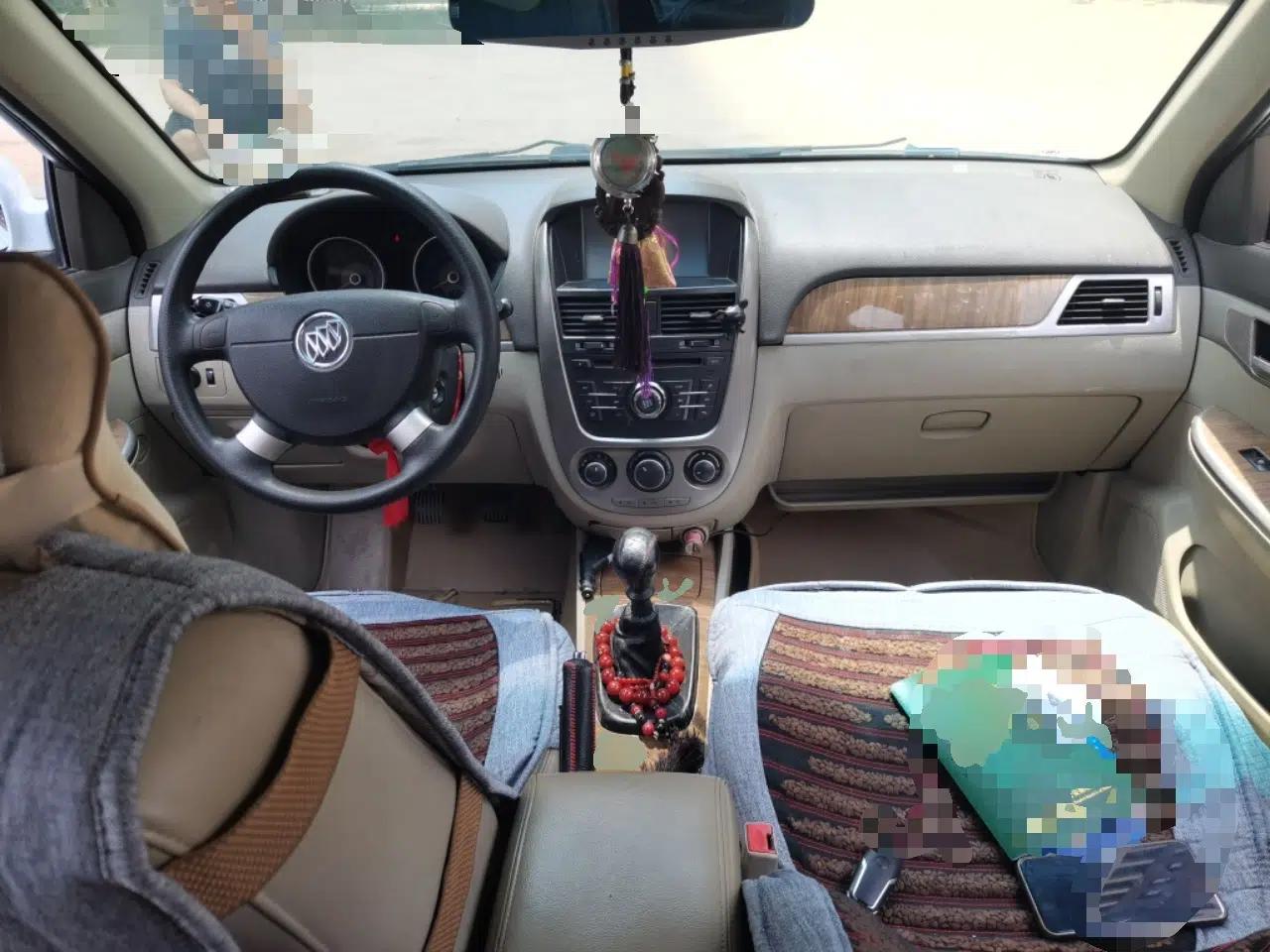 Buick Excelle 2015 1.5L Manual Classic Trim — миниатюра 9