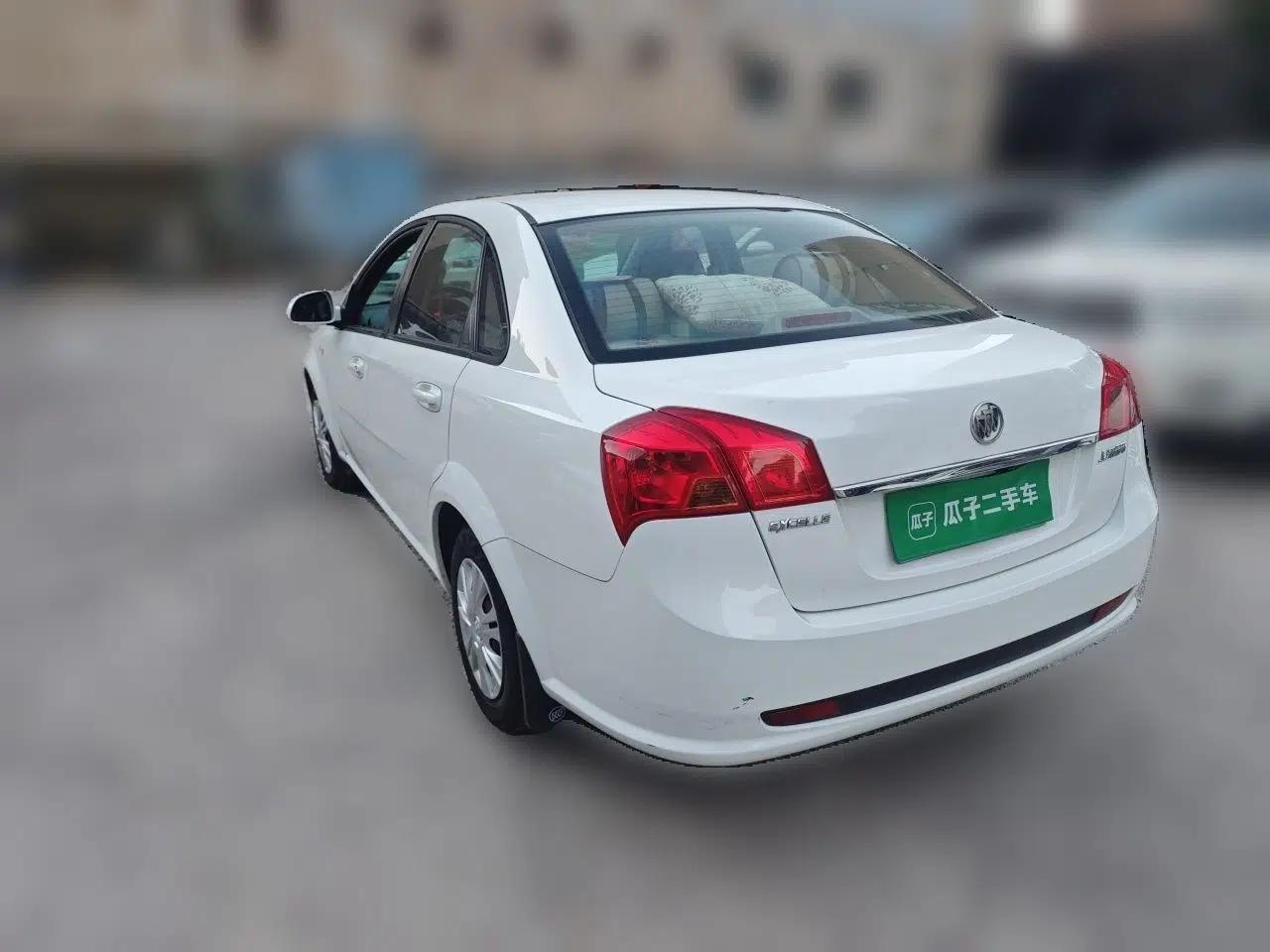 Buick Excelle 2015 1.5L Manual Classic Trim — миниатюра 4
