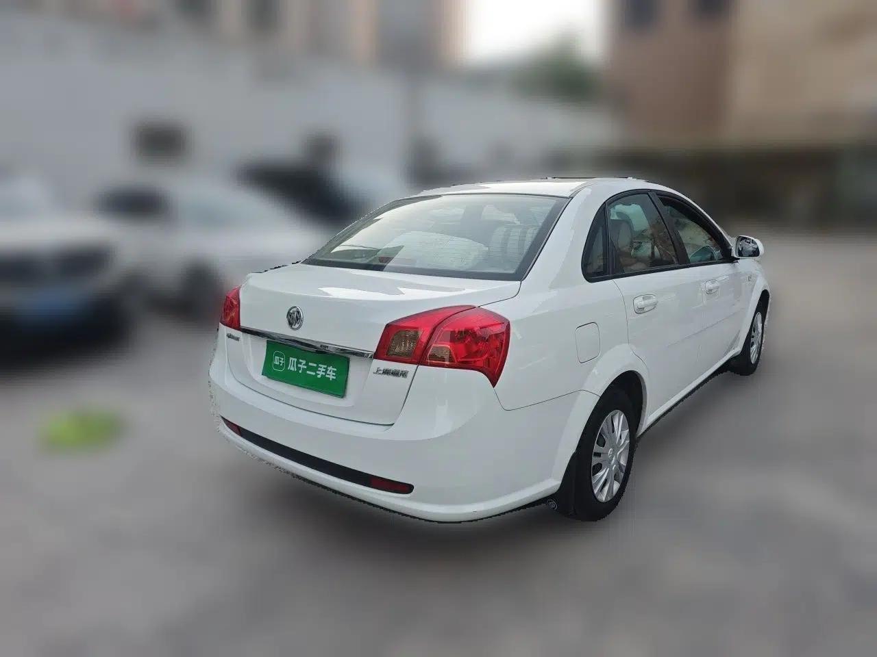 Buick Excelle 2015 1.5L Manual Classic Trim — миниатюра 6