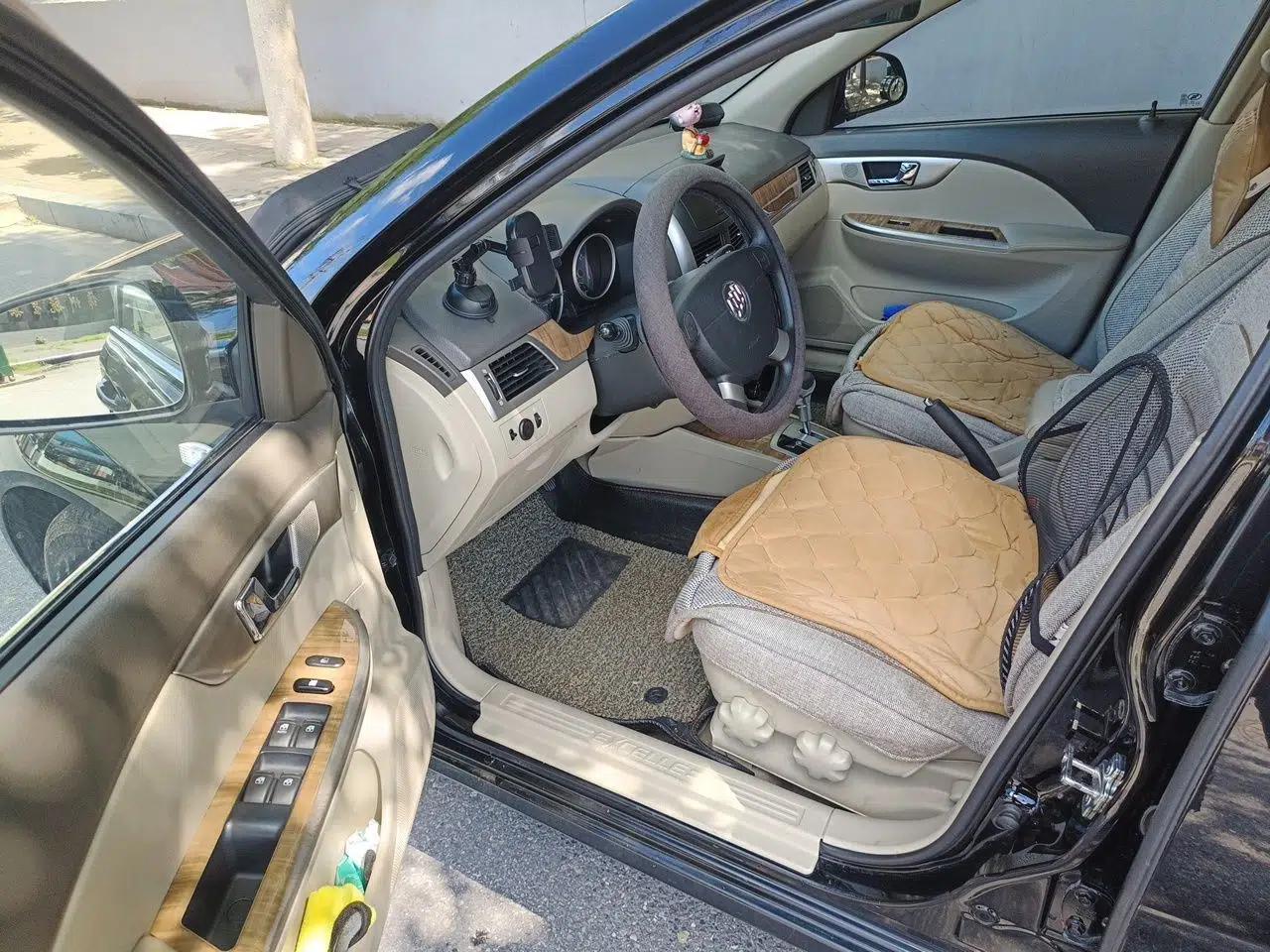 Buick Excelle 2015 1.5L Automatic Classic Model — миниатюра 16