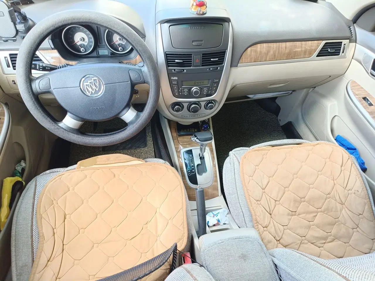 Buick Excelle 2015 1.5L Automatic Classic Model — миниатюра 9