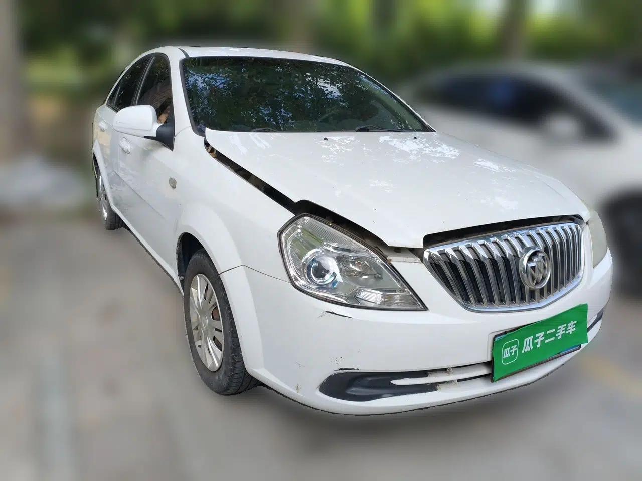Buick Excelle 2015 1.5L Manual Classic Trim — миниатюра 3