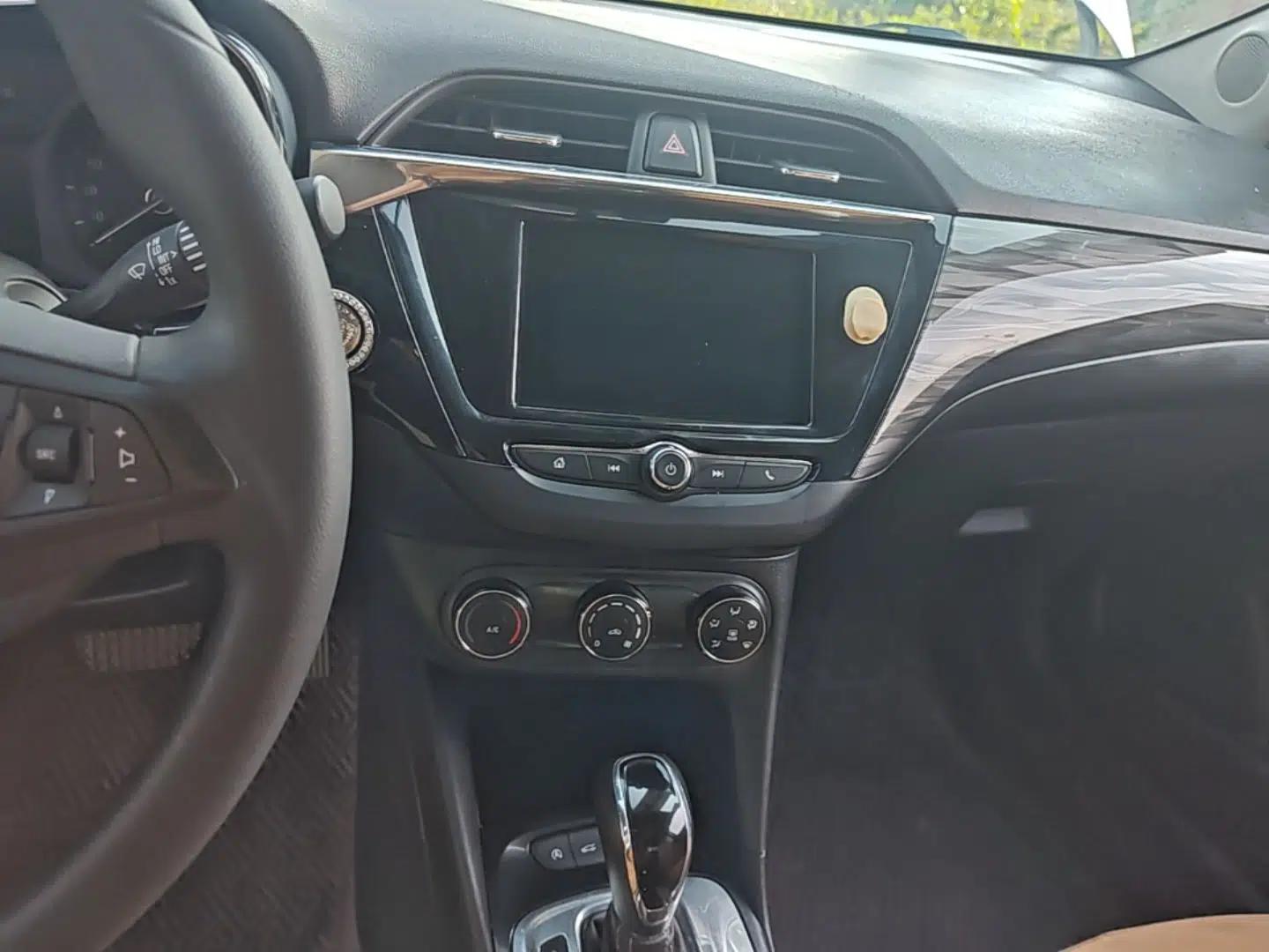 Buick Excelle 2018 15N CVT Luxury Version — миниатюра 15