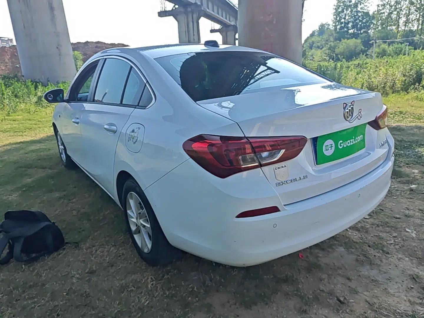 Buick Excelle 2018 15N CVT Luxury Version — миниатюра 4