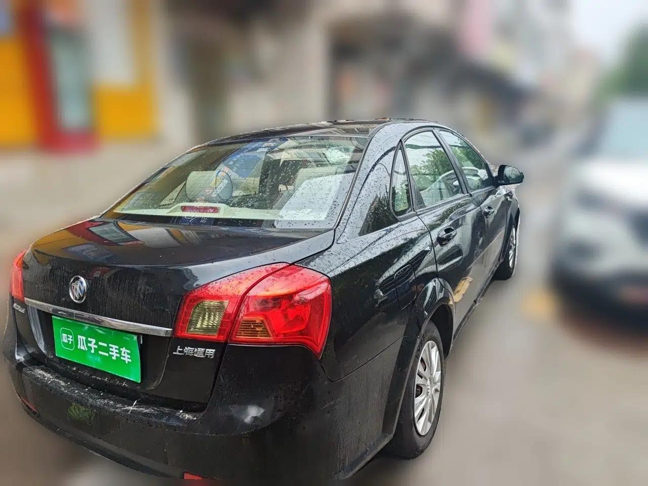 Buick Excelle 2015 1.5L Automatic Classic Model — миниатюра 6
