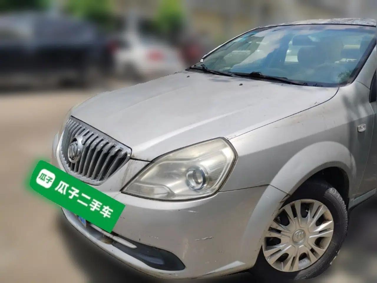 Buick Excelle 2015 1.5L Automatic Classic Model — миниатюра 1