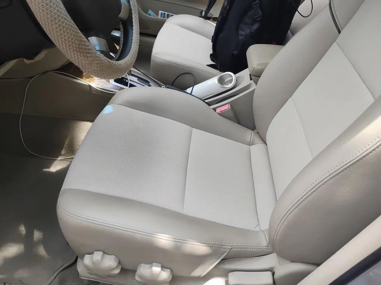 Buick Excelle 2015 1.5L Automatic Classic Model — миниатюра 12