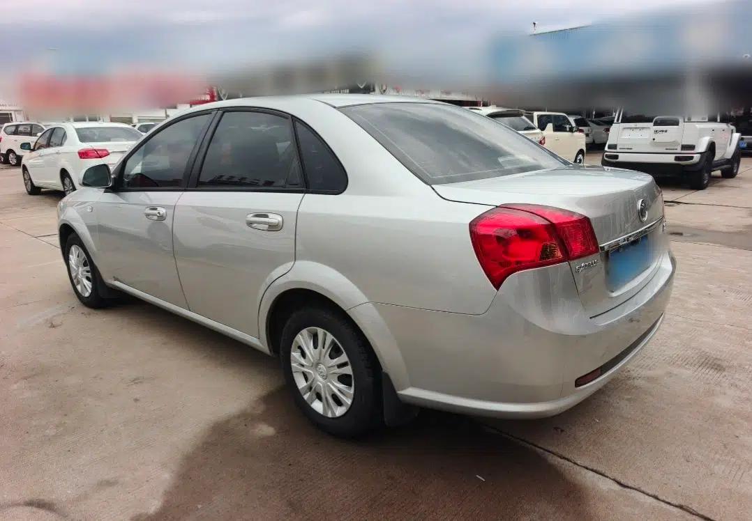 Buick Excelle 2015 1.5L Automatic Classic Model — миниатюра 6